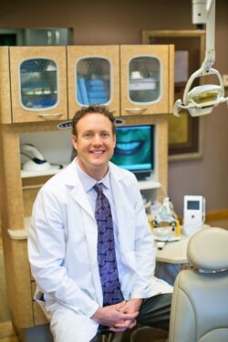 cosmetic dentist Dr. Brent Engelberg in Arlington Heights Illinois