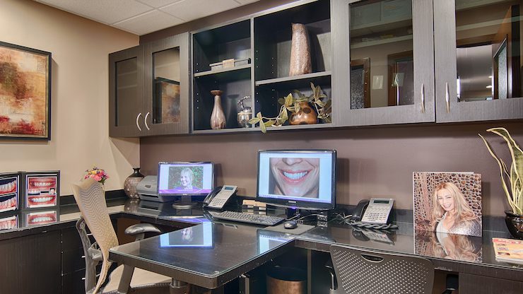 Complete dental care near Lake Forest, IL