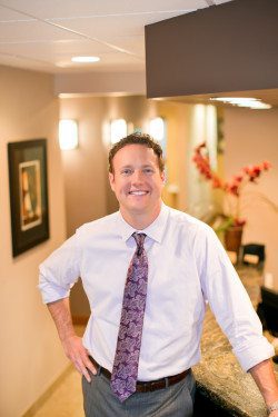 Cosmetic dentist in Arlington Heights IL, Dr. Brent Engelberg